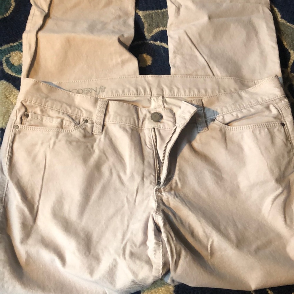 SOLD!!!!Ann Taylor Modern Fit soft Corduroys 12